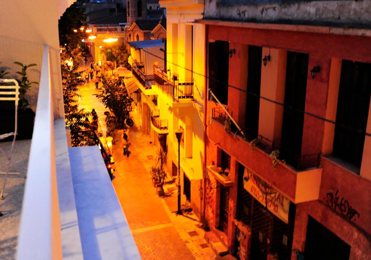 Live In Athens, Psyrri Athene
